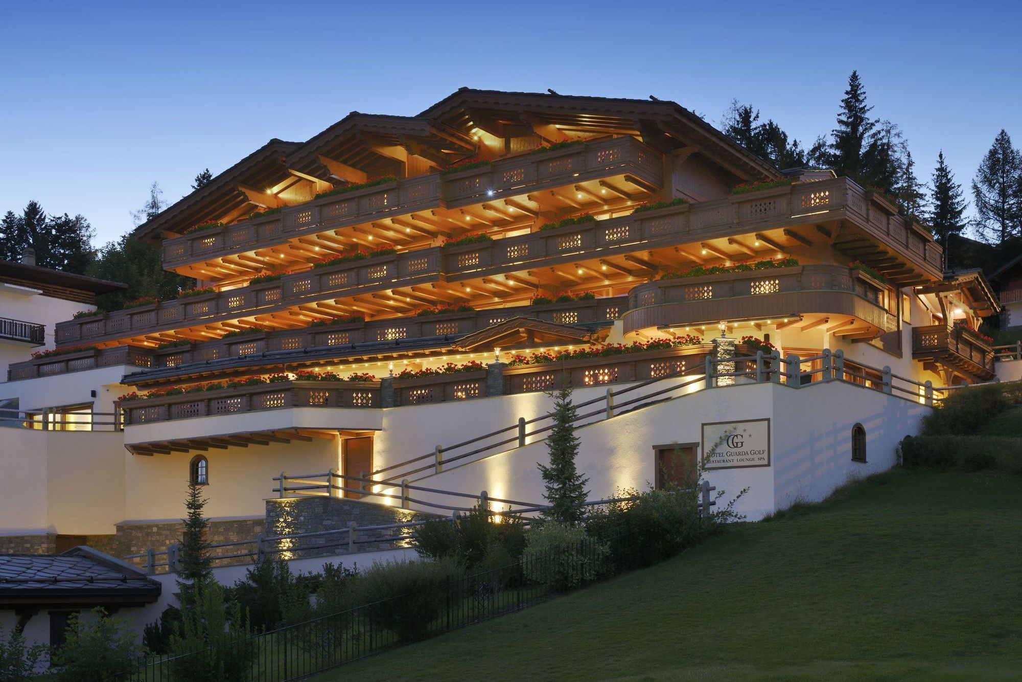 Guarda Golf Hotel & Residences Κρανς Μοντάνα Εξωτερικό φωτογραφία